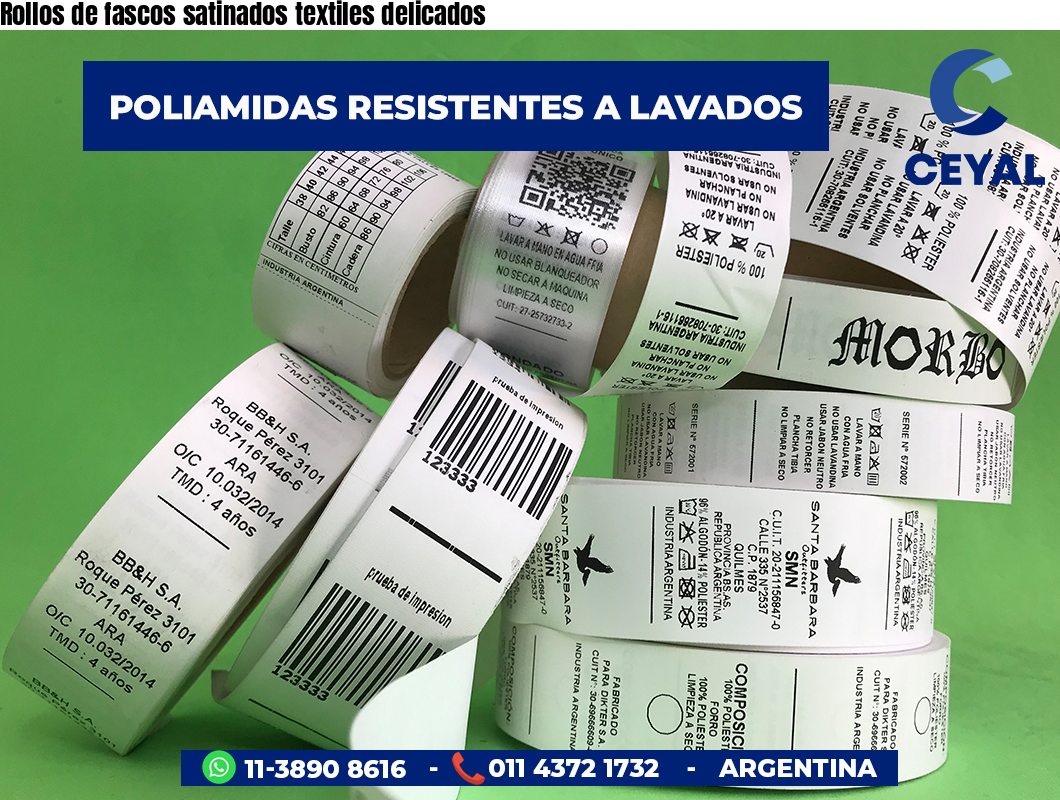 Rollos de fascos satinados textiles delicados